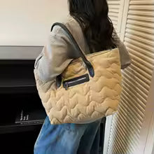 Bolso de hombro sencillo